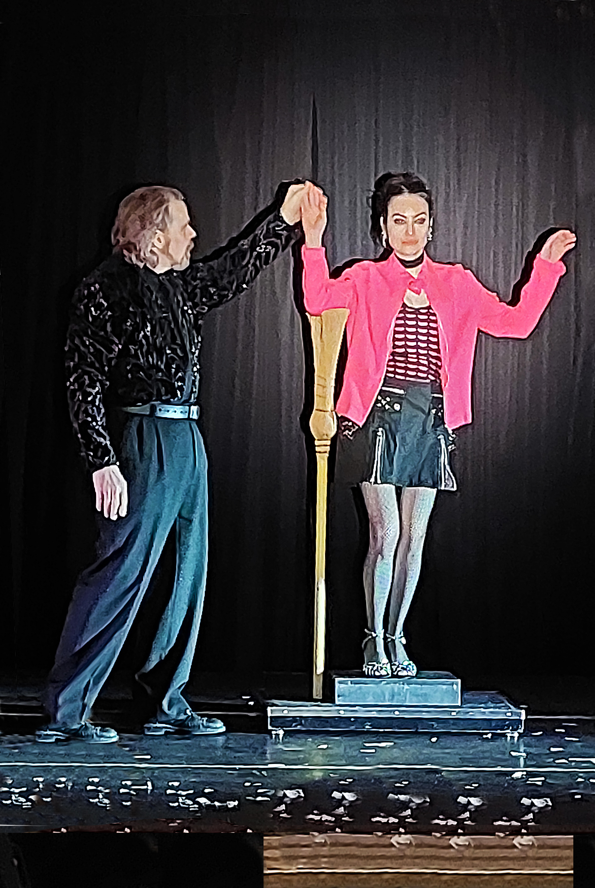 Donavan & Nina 01.jpg